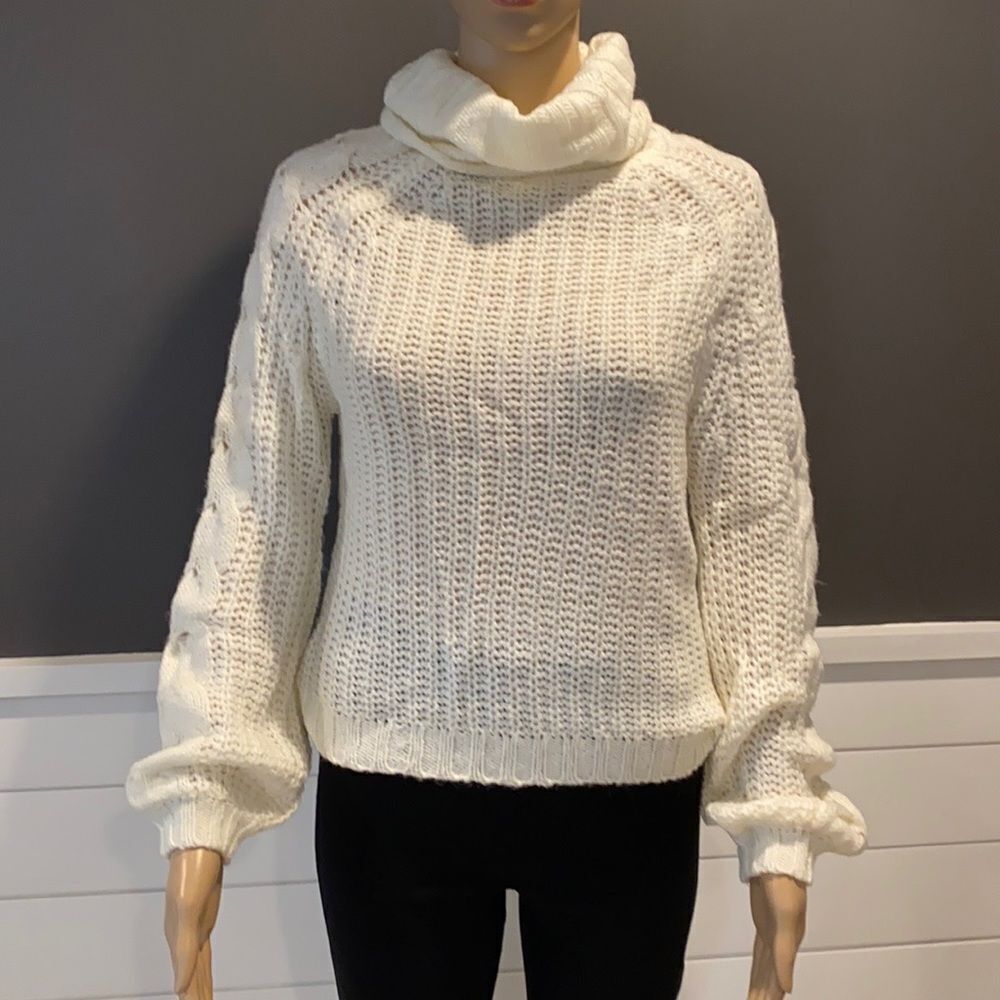 PLANET GOLD SWEATER